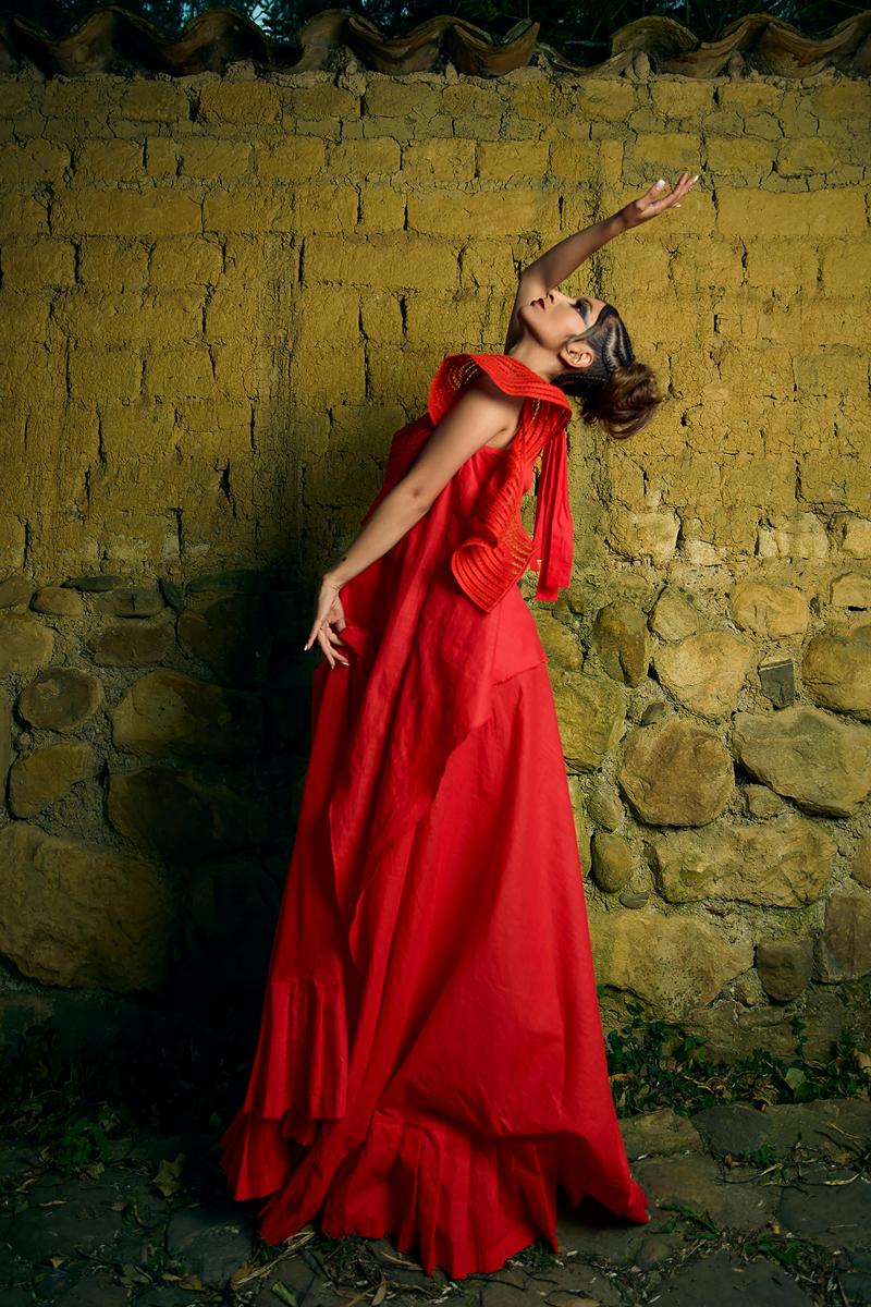 red dress